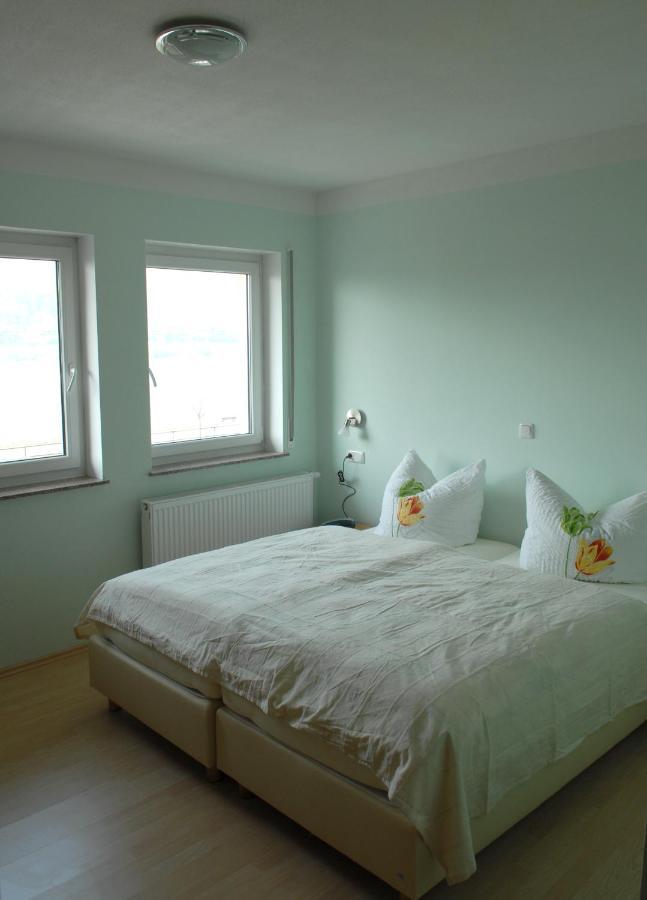 Gastehaus Weingut Rossler Hotel Lorch am Rhein Exterior photo